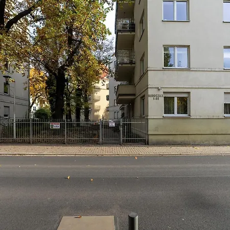 Stylish For 2 With Balcony Robocza By Renters Apartment Poznan