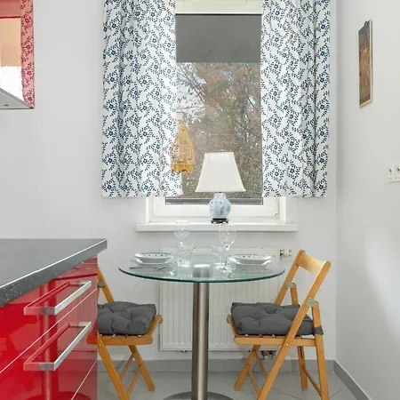 Stylish For 2 With Balcony Robocza By Renters Apartment *